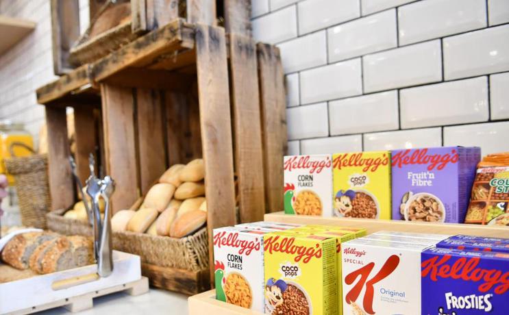 Imagen del bar/restaurante del Hotel voco Madrid - Las Tablas by IHG. Foto 3