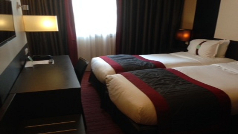 Imagen de la habitación del Hotel voco Paris Montparnasse. Foto 14