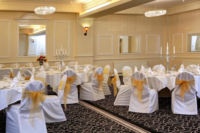 Imagen de los interiores del Hotel voco Rockingham Forest Corby by IHG. Foto 13