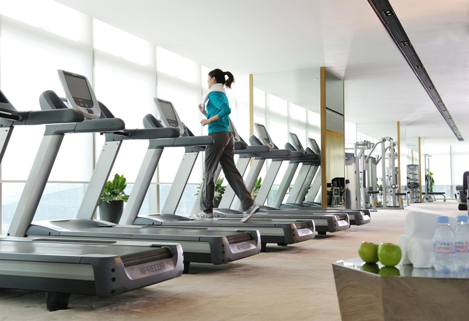 Imagen de los interiores del Hotel voco Suites Shenzhen Huanggang by IHG. Foto 6