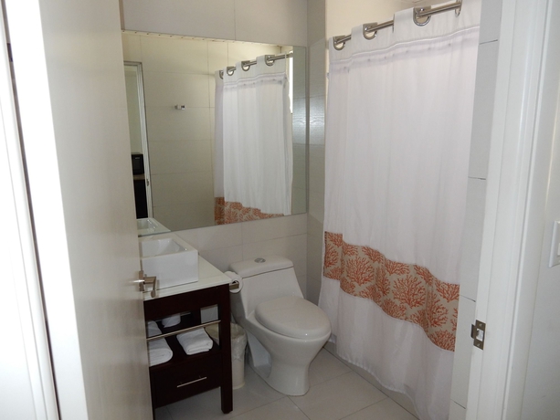 Imagen de la habitación del Hotel voco Surfside Aruba by IHG. Foto 5