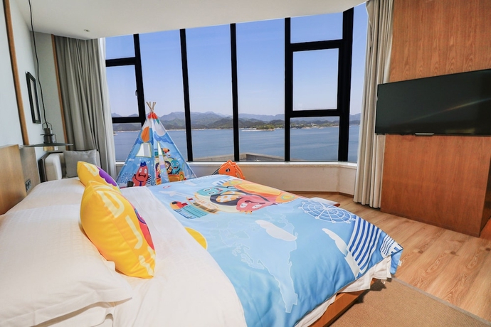 Imagen de la habitación del Hotel voco Thousand Island Lake, an IHG Hotel. Foto 5