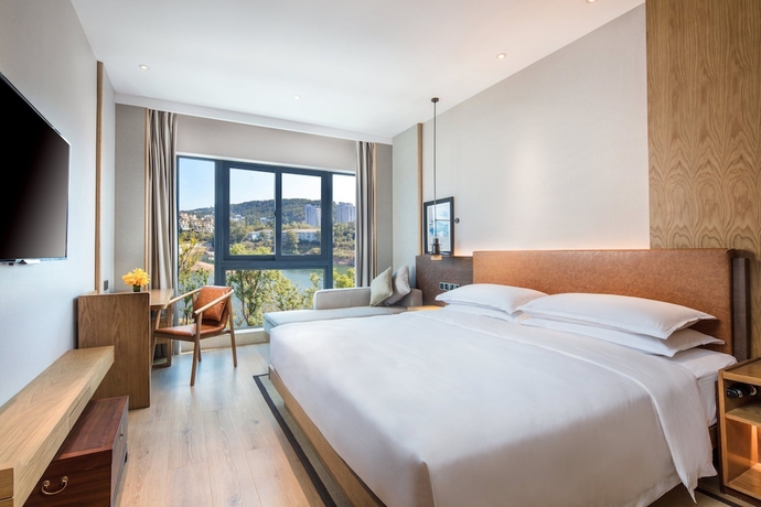 Imagen de la habitación del Hotel voco Thousand Island Lake, an IHG Hotel. Foto 10