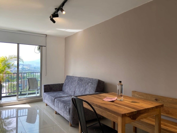 Imagen de la habitación del Hotel w Magnificent 1BR With Terrace at Poblado. Foto 5
