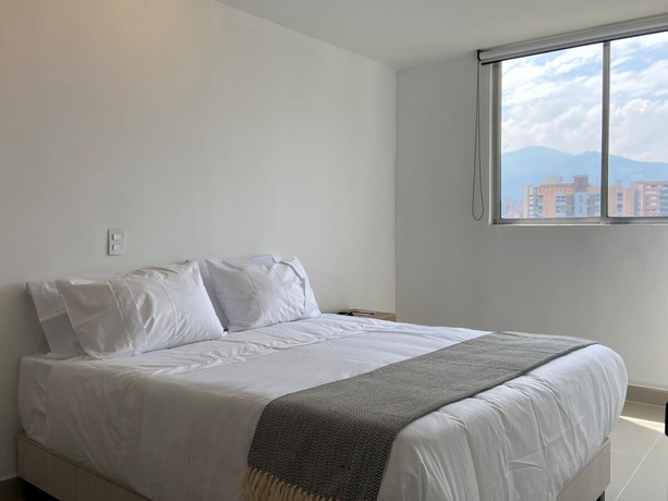 Imagen de la habitación del Hotel w Magnificent 1BR With Terrace at Poblado. Foto 13