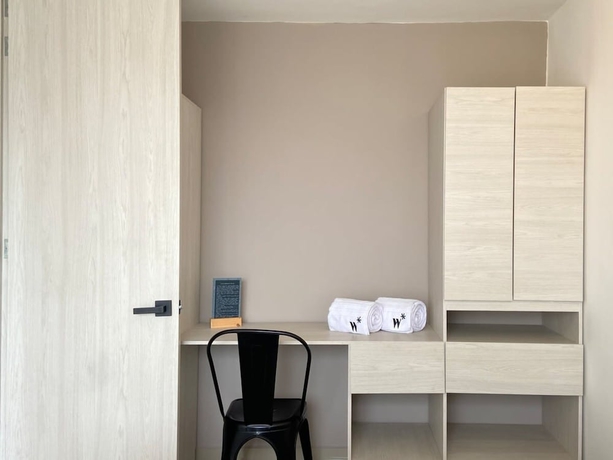 Imagen de la habitación del Hotel w Magnificent 1BR With Terrace at Poblado. Foto 14