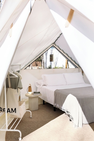 Imagen de la habitación del Hotel wecamp J&aacute;vea. Foto 15