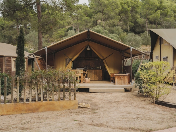 Imagen de la habitación del Hotel wecamp l\'Escala Punta Mil&agrave;. Foto 1