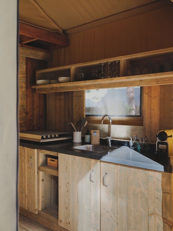Imagen de la habitación del Hotel wecamp l\'Escala Punta Mil&agrave;. Foto 13