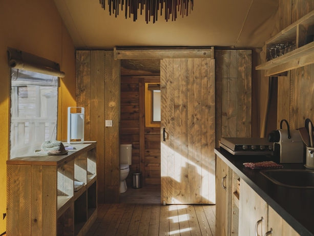 Imagen de la habitación del Hotel wecamp l\'Escala Punta Mil&agrave;. Foto 15