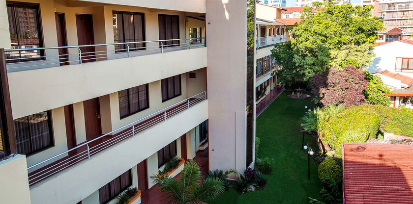 Imagen de los exteriores del Hotel y Apart Anteus. Foto 5