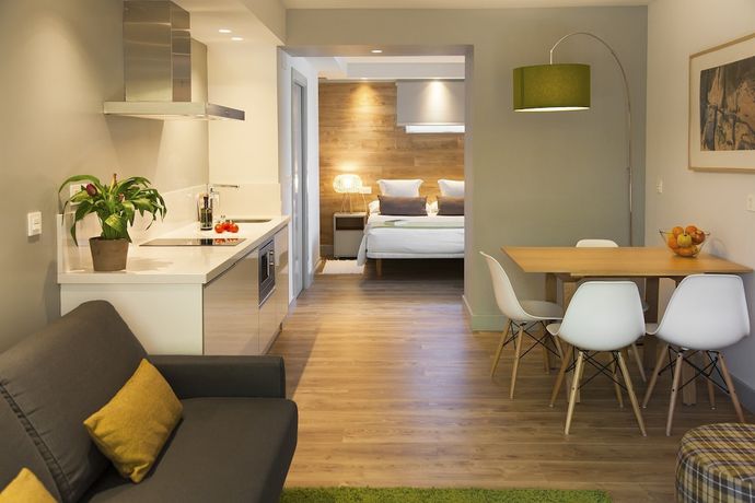 Imagen de la habitación del Hotel y Apartamentos Casona De La Paca. Foto 12