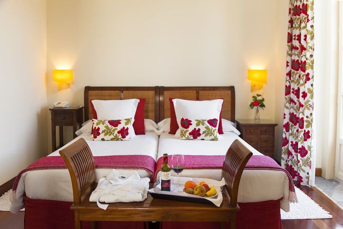 Imagen de la habitación del Hotel y Apartamentos Casona De La Paca. Foto 14