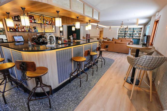 Imagen del bar/restaurante del Hotel y Apartamentos Snö Vall de Boí. Foto 8