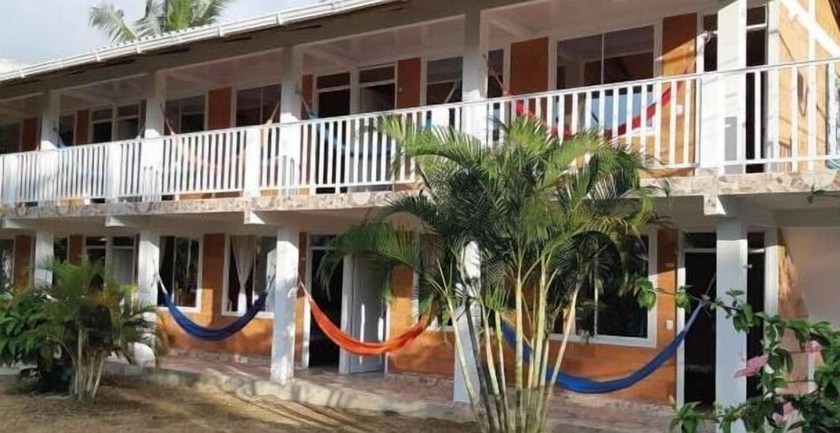 Imagen general del Hotel y Cabañas Costa Real. Foto 1