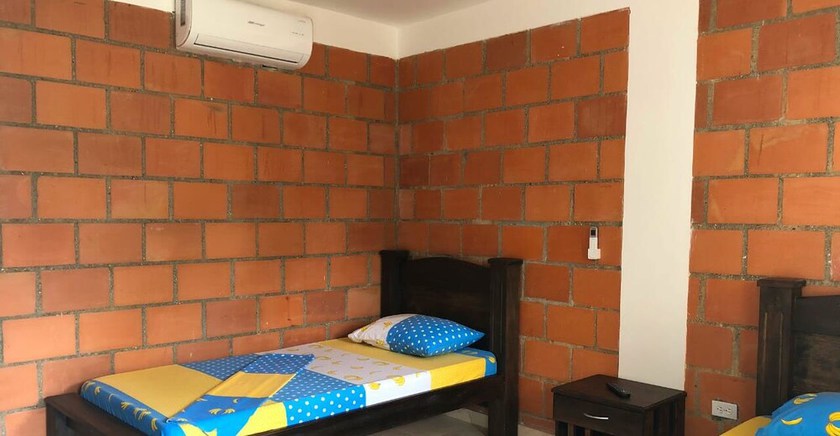 Imagen de la habitación del Hotel y Caba&ntilde;as Costa Real. Foto 7
