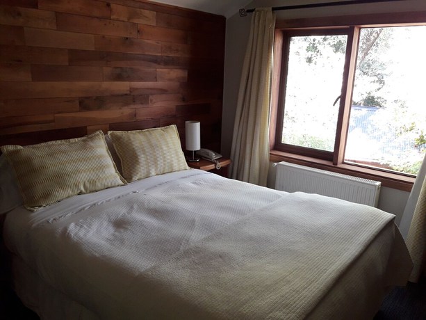 Imagen de la habitación del Hotel y Caba&ntilde;as El Parque. Foto 3