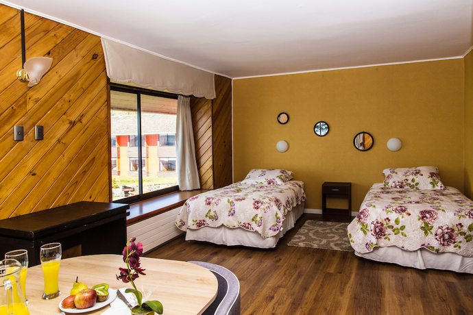 Imagen de la habitación del Hotel y Caba&ntilde;as Puerto Pilar. Foto 6