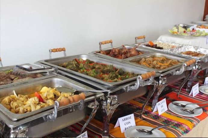 Imagen del bar/restaurante del Hotel y Centro de Convenciones CHAVIN. Foto 4