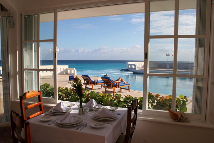 Imagen del bar/restaurante del Hotel y Museo Casa Turquesa. Foto 1