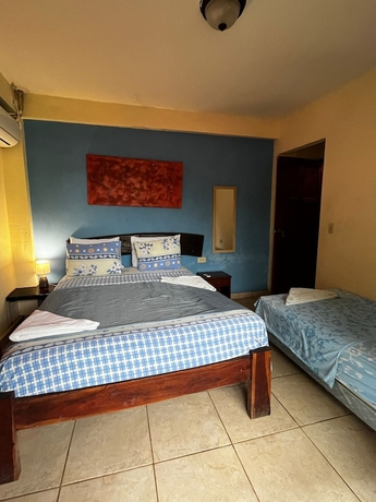 Imagen de la habitación del Hotel y Restaurante Mama Ines. Foto 6