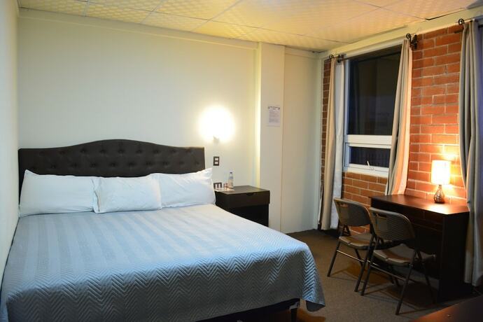 Imagen de la habitación del Hotel y Restaurante Premier. Foto 16