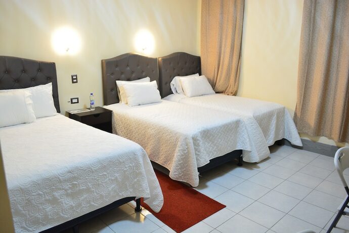 Imagen de la habitación del Hotel y Restaurante Premier. Foto 19