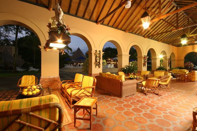 Imagen del bar/restaurante del Hotel y Spa Santa Fe Colonial. Foto 2