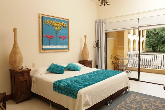 Imagen de la habitación del Hotel y Spa Santa Fe Colonial. Foto 15