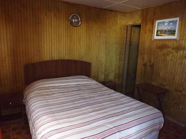 Imagen de la habitación del Hotel y Turismo Amigos. Foto 6