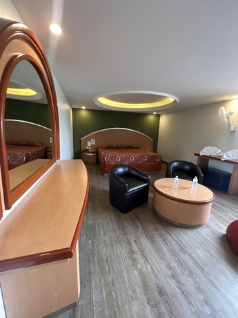 Imagen de la habitación del Hotel y Villas Gran Via. Foto 7