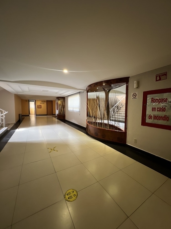 Imagen de la habitación del Hotel y Villas Gran Via. Foto 11