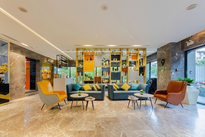 Imagen de los interiores del Hotel yishangjiudiannanningqingxiushandian. Foto 9