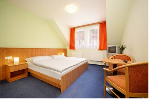 Imagen de la habitación del Hotel z&aacute;vi&scaron; z falken&scaron;tejna, Hluboka Nad Vltavou. Foto 6