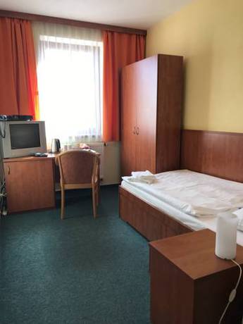 Imagen de la habitación del Hotel z&aacute;vi&scaron; z falken&scaron;tejna, Hluboka Nad Vltavou. Foto 10