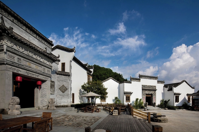 Imagen general del Hotel zhouningfenggushanju. Foto 3