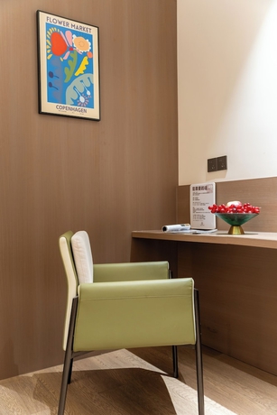 Imagen de los interiores del Hotel zhuyingwanghehuayuanjiudian. Foto 12