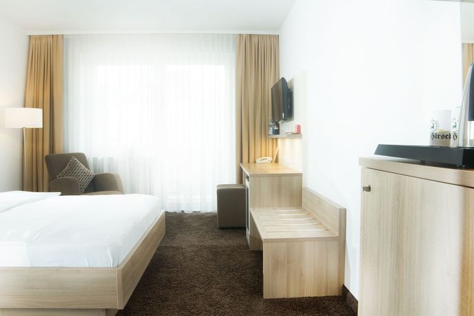 Imagen de la habitación del Hotel zum Hirsch. Foto 3