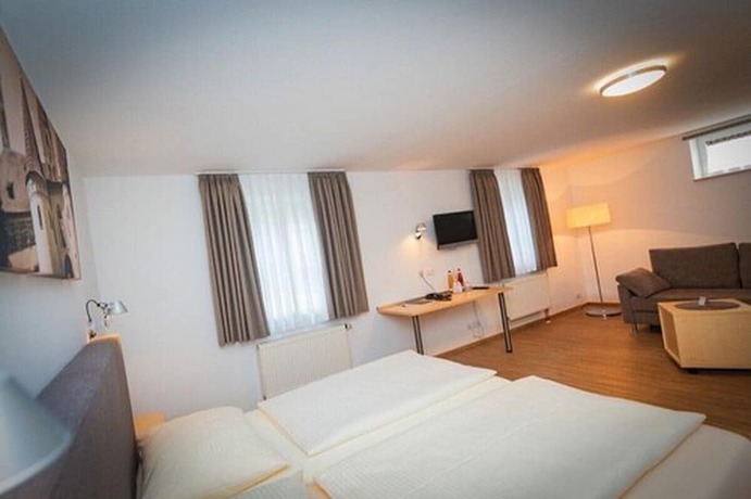Imagen de la habitación del Hotel zum L&ouml;wen, Wei&szlig;enhorn. Foto 10