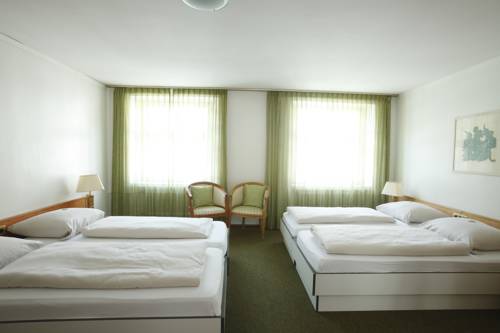 Imagen de la habitación del Hotel zum Spalenbrunnen, Basilea. Foto 15