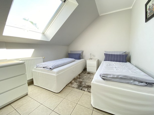 Imagen de la habitación del Hotel zur Bever. Foto 2