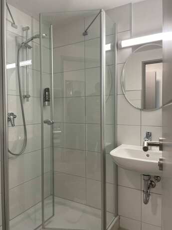 Imagen general del Hotel zur Fl&uuml;h. Foto 4