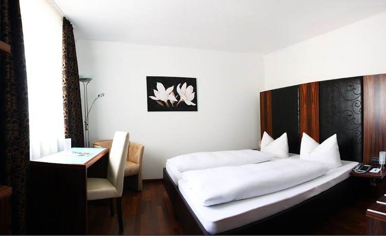 Imagen de la habitación del Hotel zur Pfalz. Foto 8