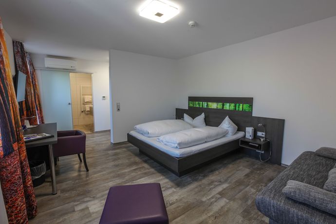 Imagen de la habitación del Hotel zur Pfalz. Foto 11
