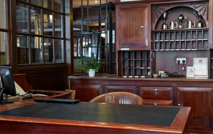 Imagen del bar/restaurante del Lodge Bear Hotel Havant By Greene King Inns. Foto 2