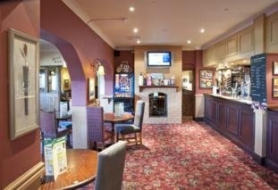 Imagen del bar/restaurante del Lodge Bridge Inn By Greene King Inns. Foto 2