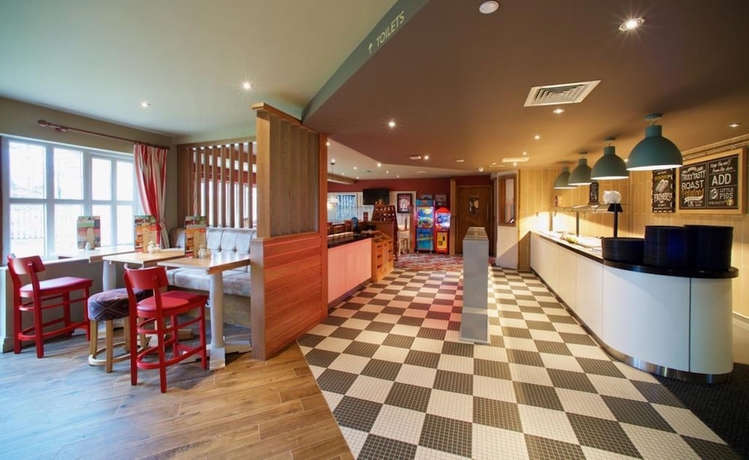 Imagen del bar/restaurante del Lodge Chain Runner, Livingston by Marston\'s Inns. Foto 3