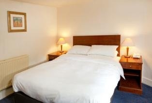 Imagen de la habitación del Lodge Cross Hands Hotel Old Sodbury By Greene King Inns. Foto 3