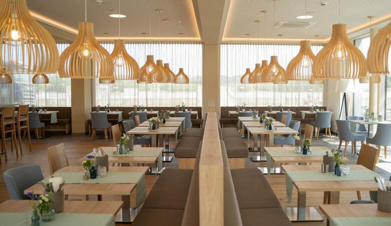 Imagen del bar/restaurante del Lodge Donau, MELK. Foto 2