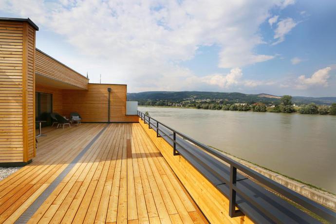 Imagen de los exteriores del Lodge Donau, MELK. Foto 11